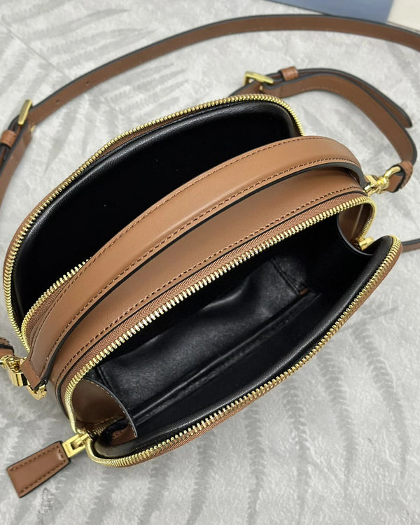 2024 New Female Leather Mini Lovely Square Bags Classics Vintage Brown handbag Korean Minority Concise Fashion Messenger Bag